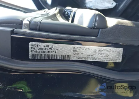 2023 Jeep Grand Cherokee Overland 4X4 из США, поврежденный, VIN 1C4RJHDG6PC613839